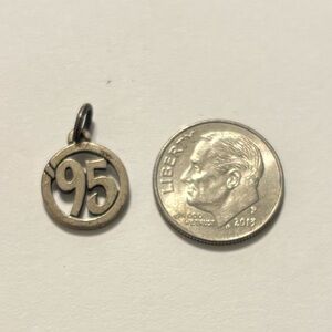 James Avery Retired “95” Sterling Silver Charm Vintage Y2K 90s Rare Collectible